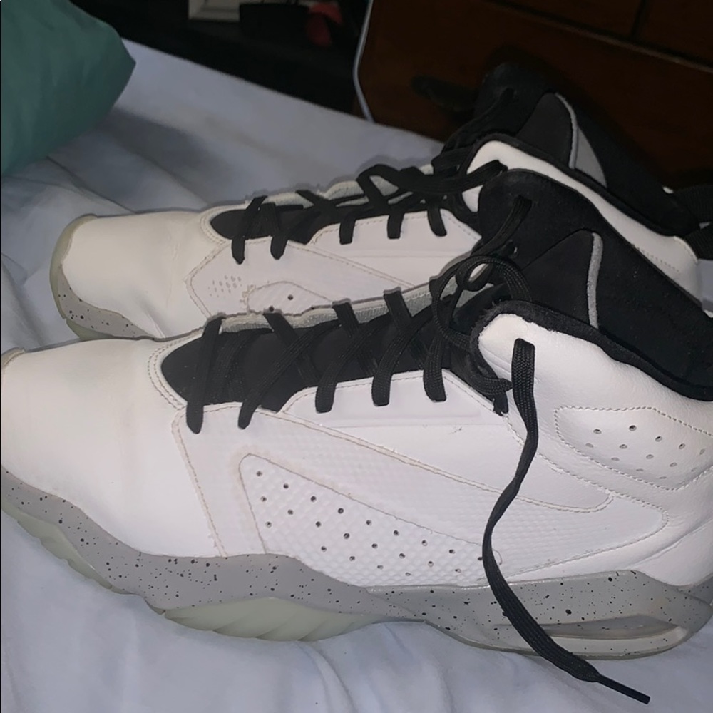Jordan lift off